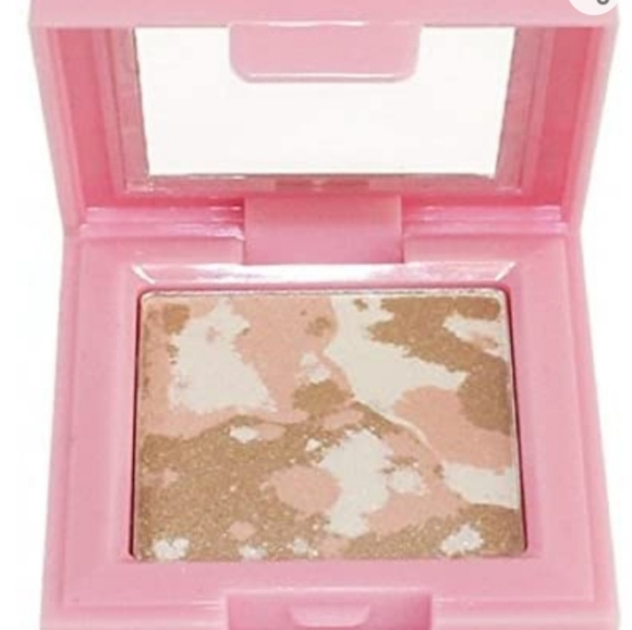 Hard Candy Single and Loving It Eyeshadow Oink 773 New and Sealed - Picture 4 of 4